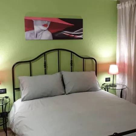 Apartman 6 Ad Un Passo Dal Centro *