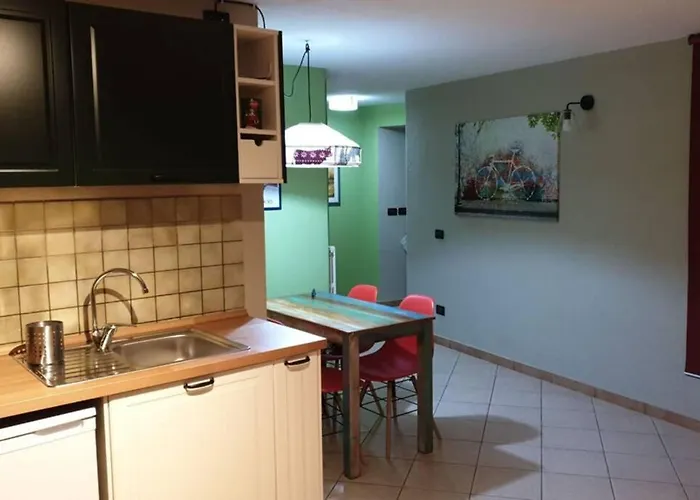 6 Ad Un Passo Dal Centro 아오스타